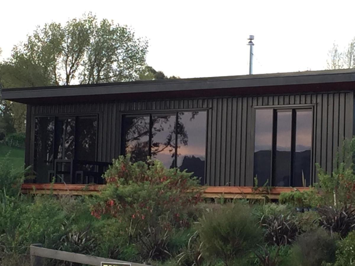 Whakaipo Bay Cabin Retreat Таупо Экстерьер фото