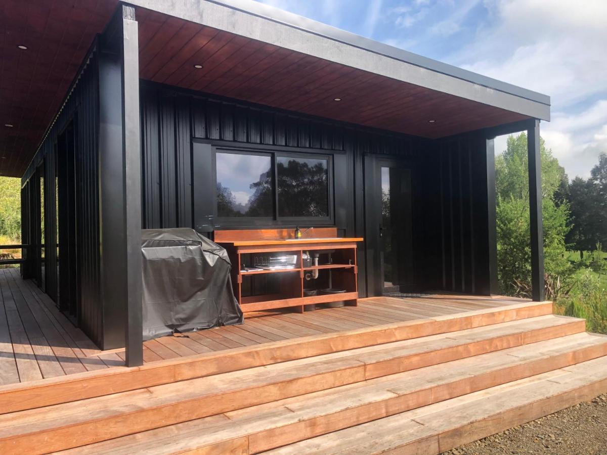 Whakaipo Bay Cabin Retreat Таупо Экстерьер фото